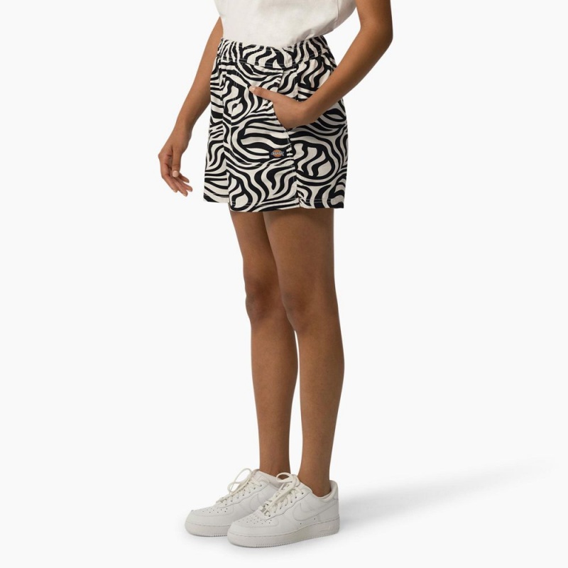 Women's Dickies Zebra Regular Fit Print Shorts Black | 482036HFQ